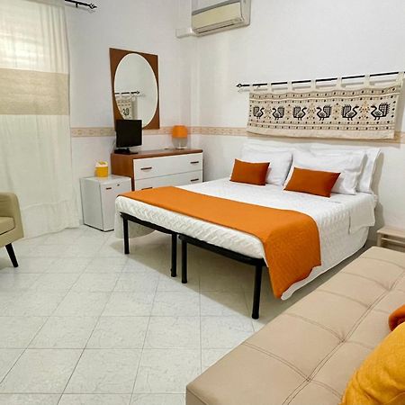 B&B Mare Monti Miniere Iglesias Buitenkant foto